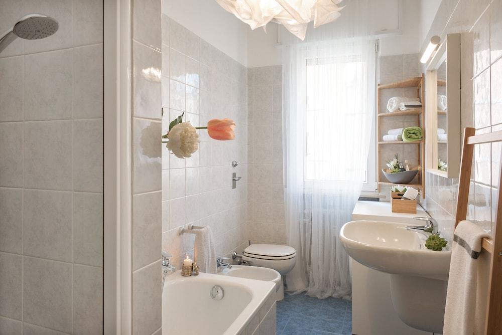 Home at Hotel Niguarda Ossola - Bathroom