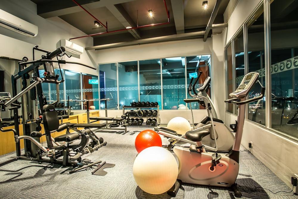 G Suites Hotel by AMITHYA - Gym