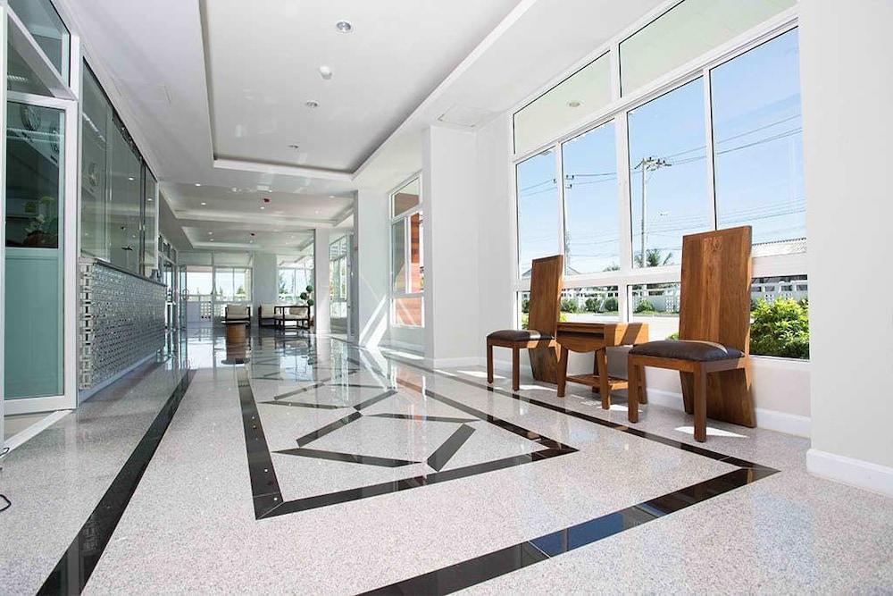 BBG Seaside Luxurious Service Apartment - Lobby