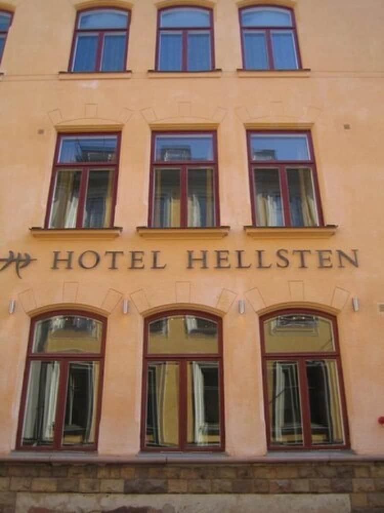Hotel Hellsten - Exterior