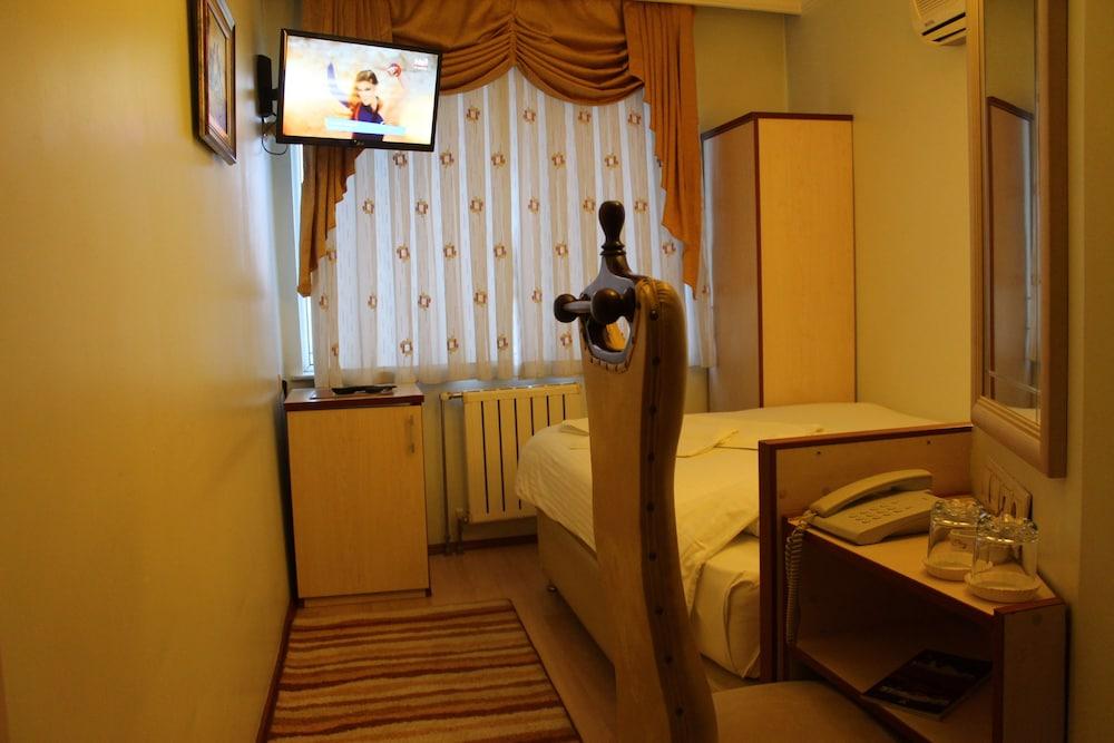 Ikbalhan Otel - Room