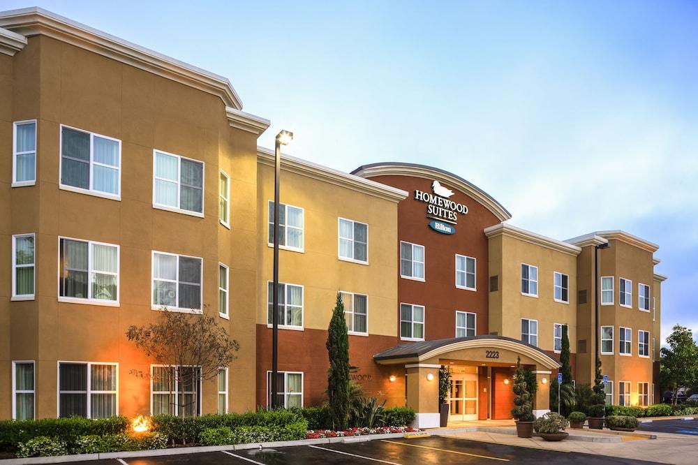 Homewood Suites by Hilton Carlsbad-North San Diego County - Exterior
