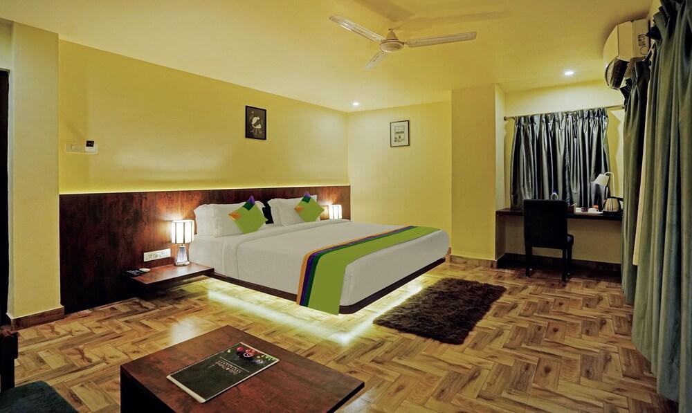 Treebo Trend Hotel Golden Nest - Featured Image