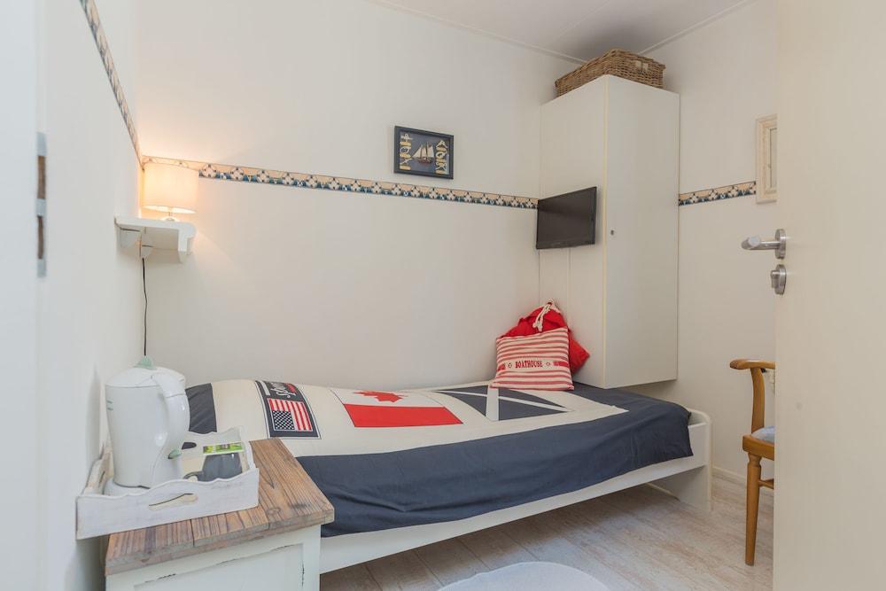 Pirombo Bed & Breakfast - Room