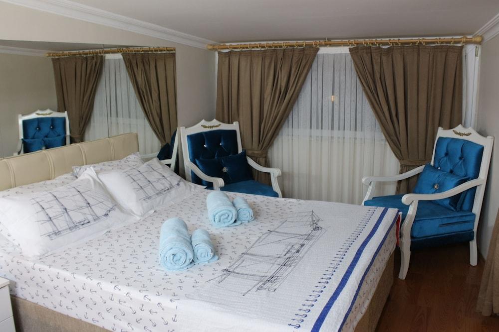 Blue Suites - Room