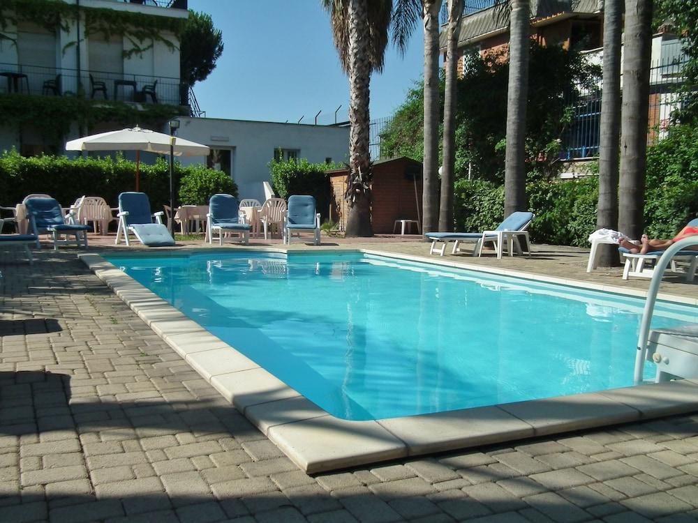 Hotel Giardino D'Europa - Pool
