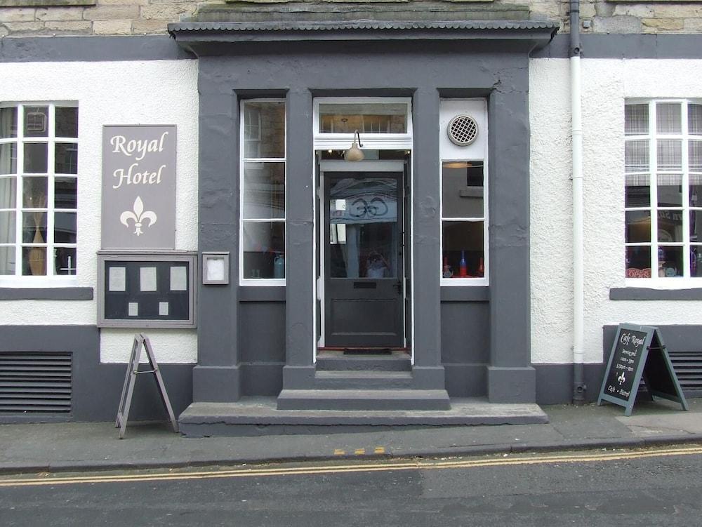 The Royal Hotel - Exterior
