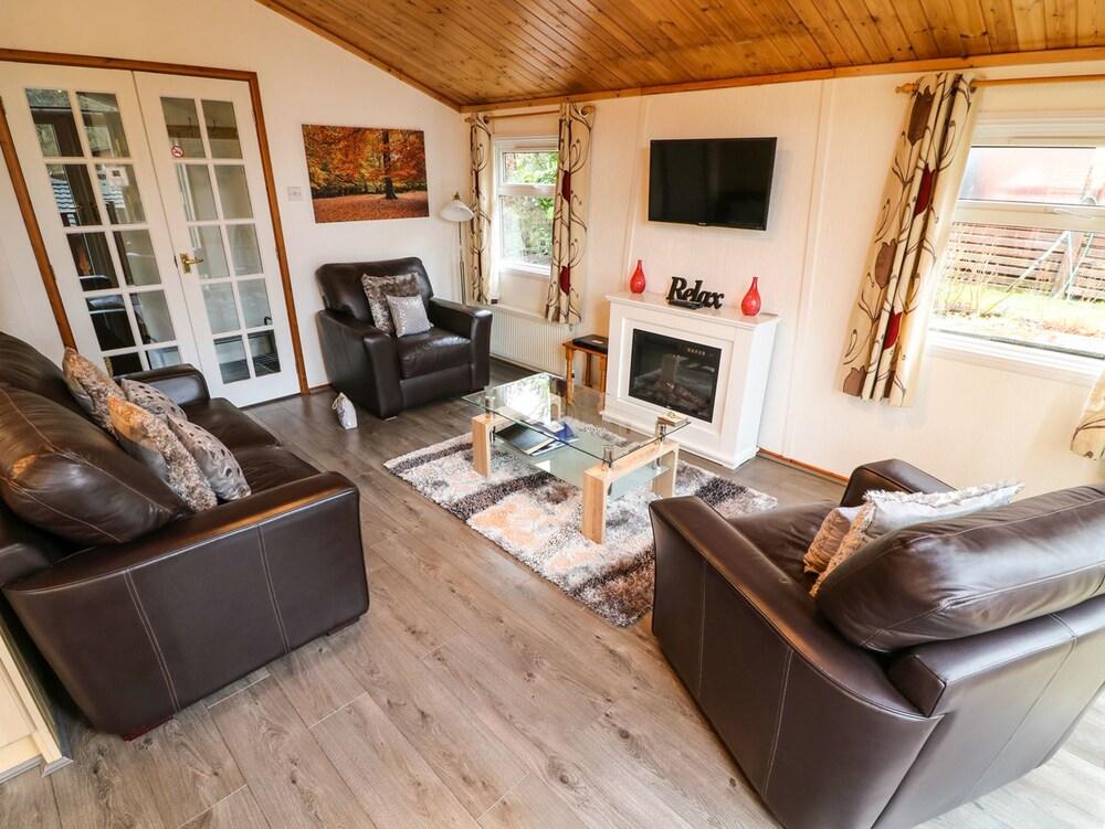 Bluebell Lodge - Living Area