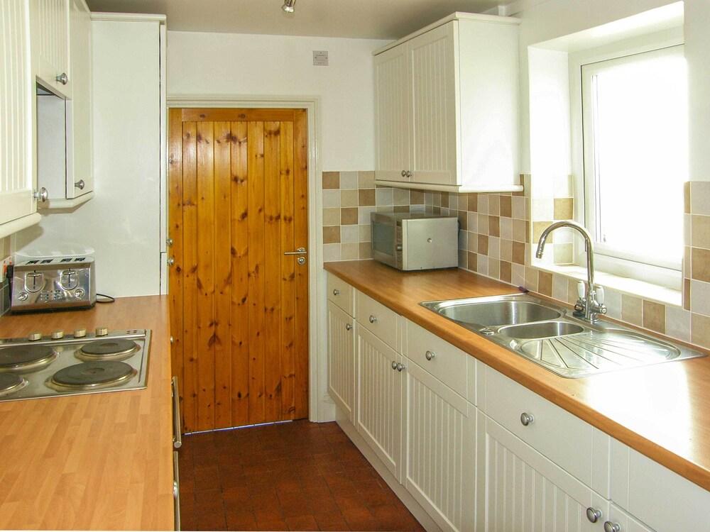 Glynmoor - Private kitchen