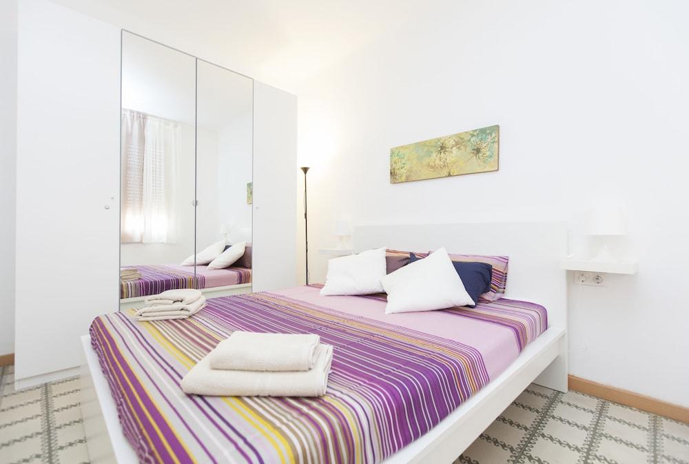 Stay Barcelona Apartments Plaza España - Room