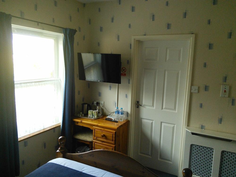 Meadowlea Guest House - Room