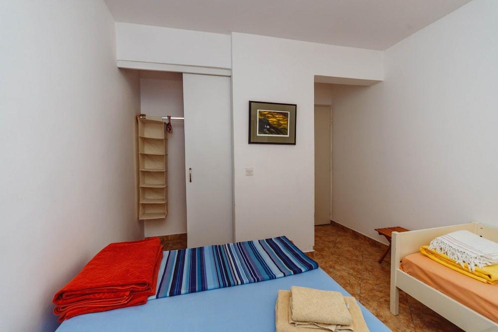Apartments LIDO Petrovac - Room