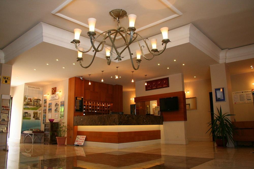 Hisar Holiday Club - Lobby