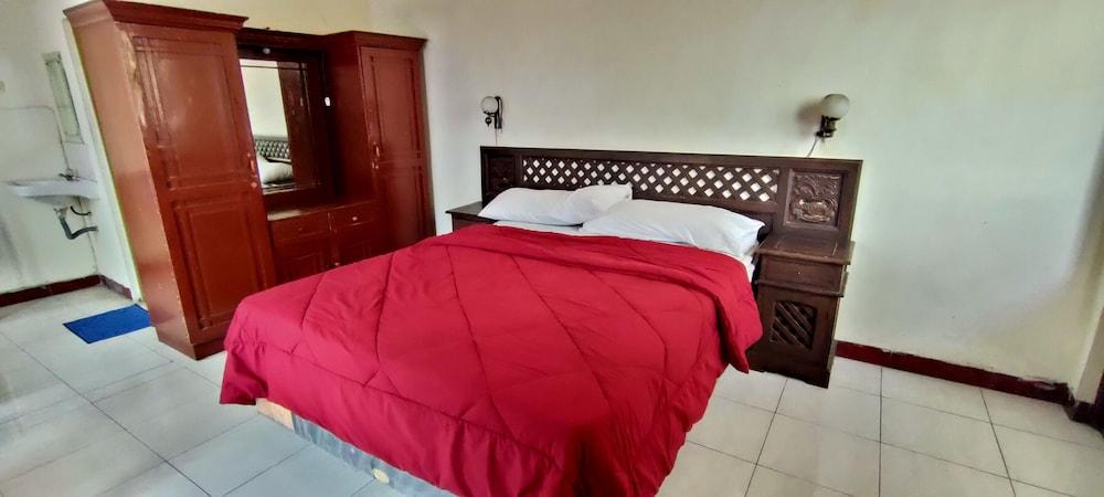 Mangkuyudan Hotel Solo - Room