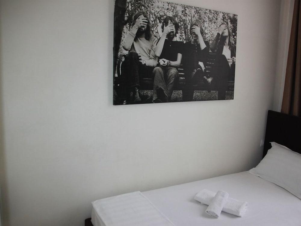 Living Hotel - Room