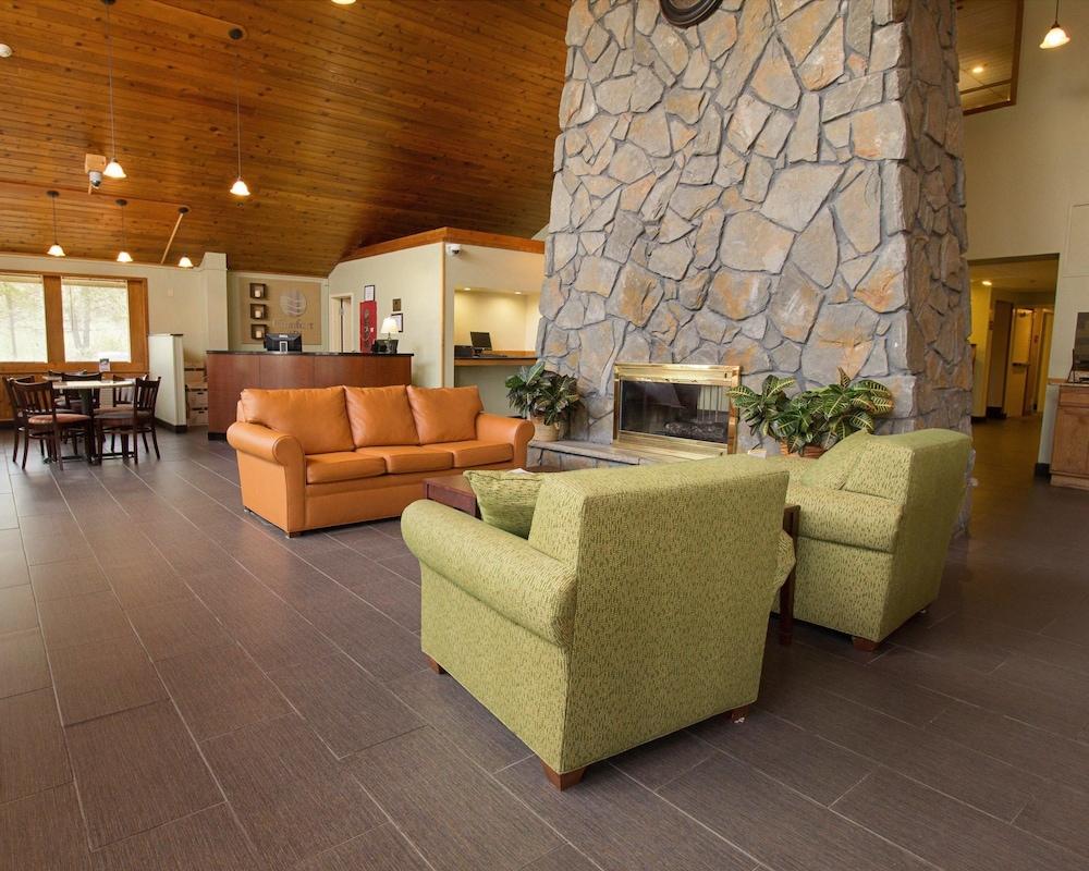 Comfort Inn & Suites Syracuse-Carrier Circle - Lobby