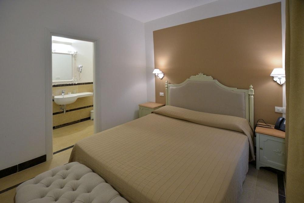 Hotel Gargallo - Room