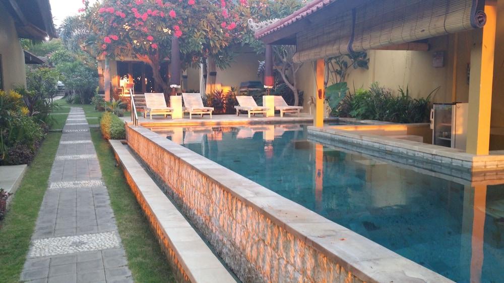 Nalini Resort - Outdoor Pool