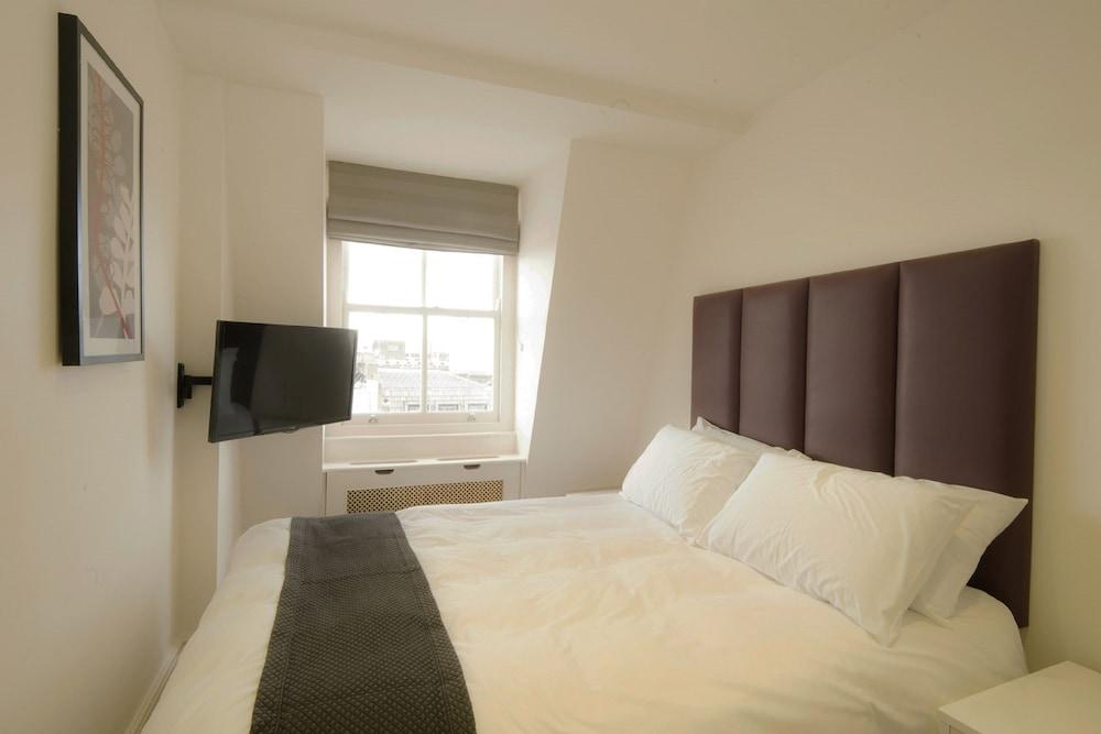Oxbridge Apartments - Room