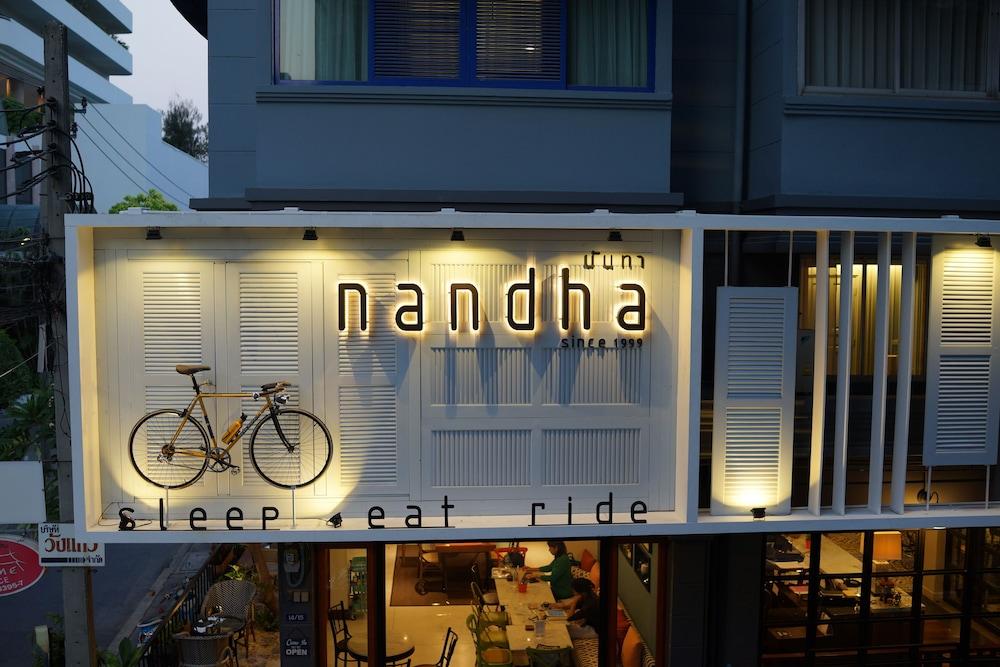 Nandha Hotel - Exterior