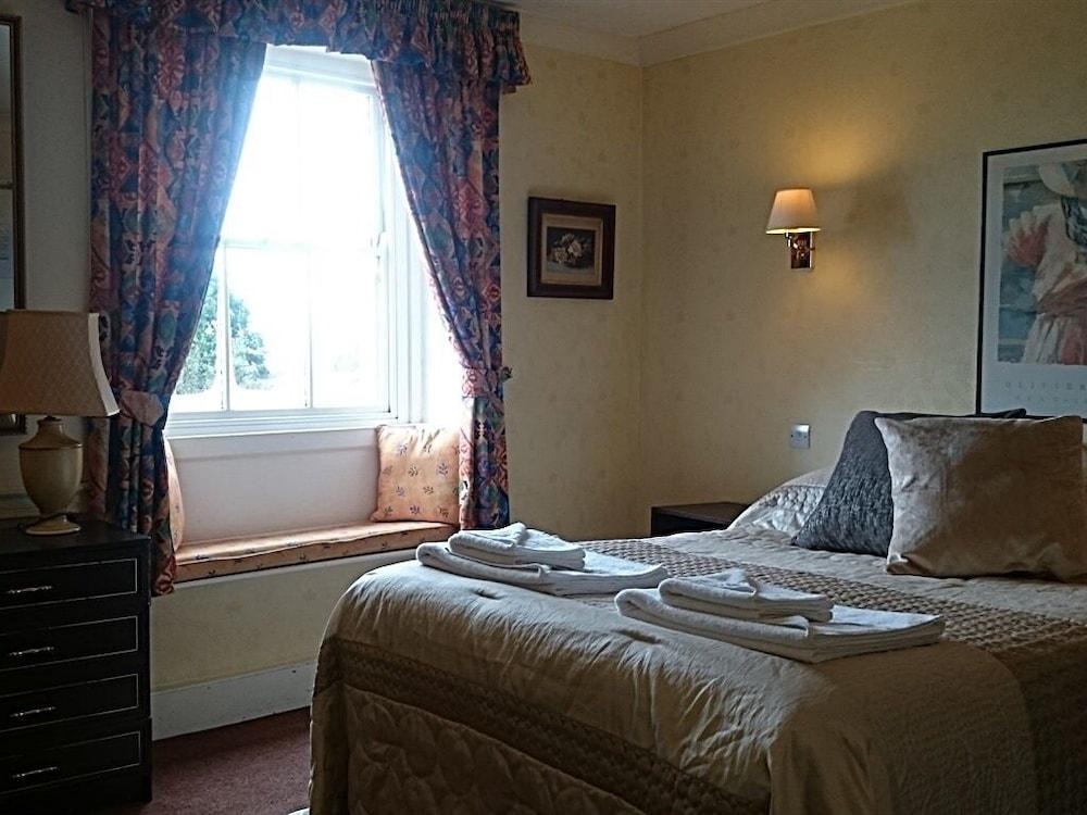 The Silverdale Hotel - Room