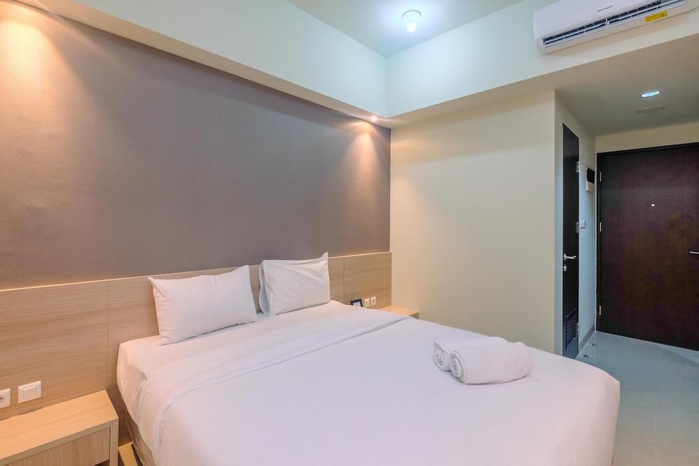 New Furnished with Cozy Stay @ Studio Mustika Golf Residence Apartment - Room