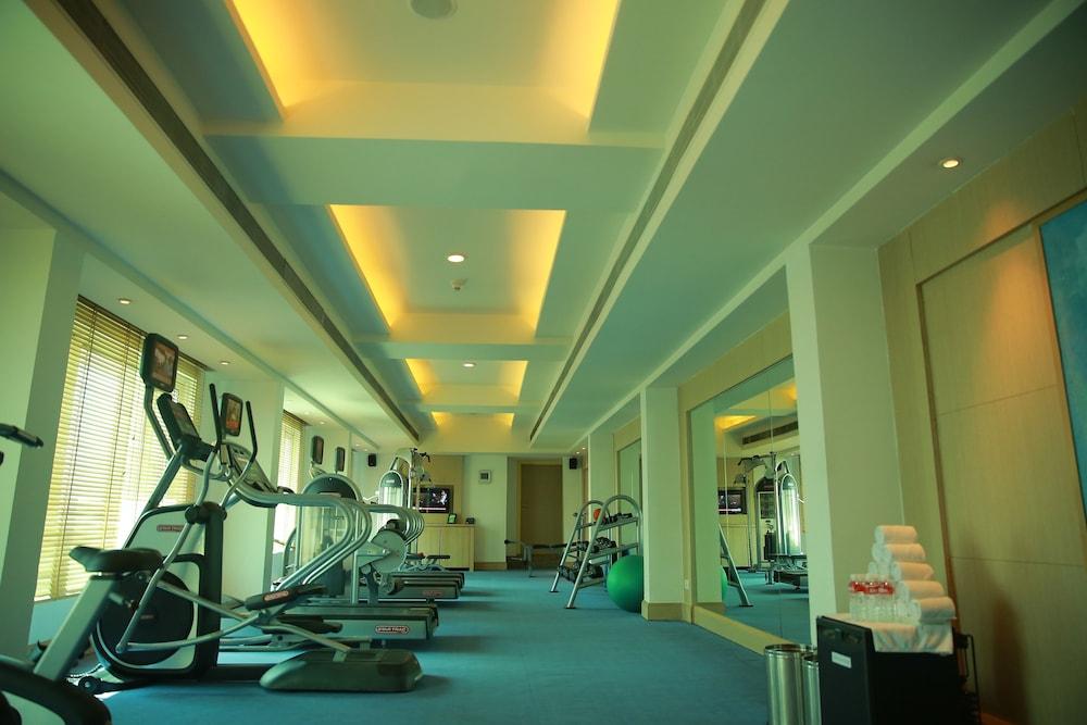 Radisson Hyderabad Hitec City - Fitness Facility