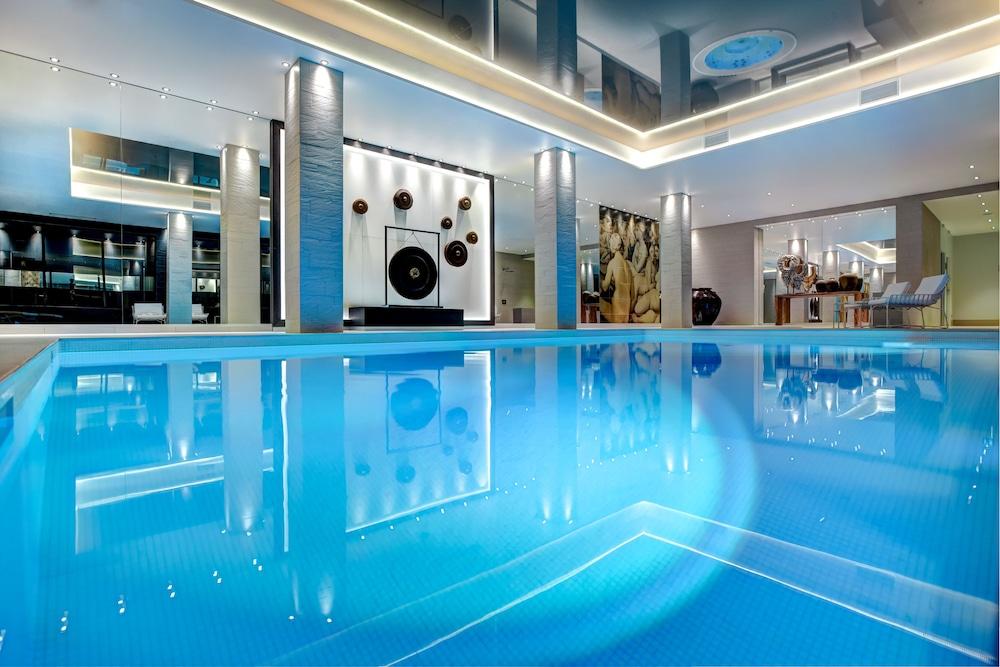 Best Western Plus Hôtel & Spa de Chassieu - Indoor Pool