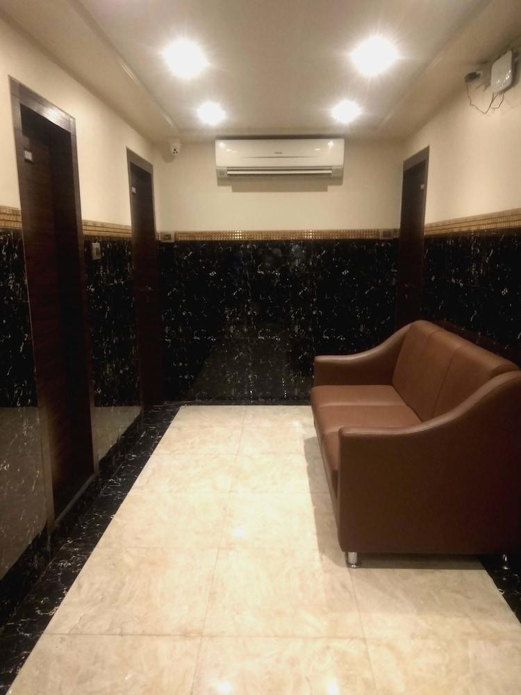 Hotel Karishma Dadar - Reception Hall