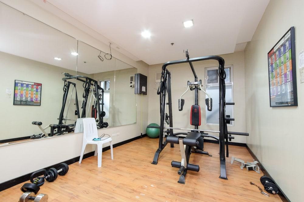 ZEN Rooms Studio 87 - Fitness Facility