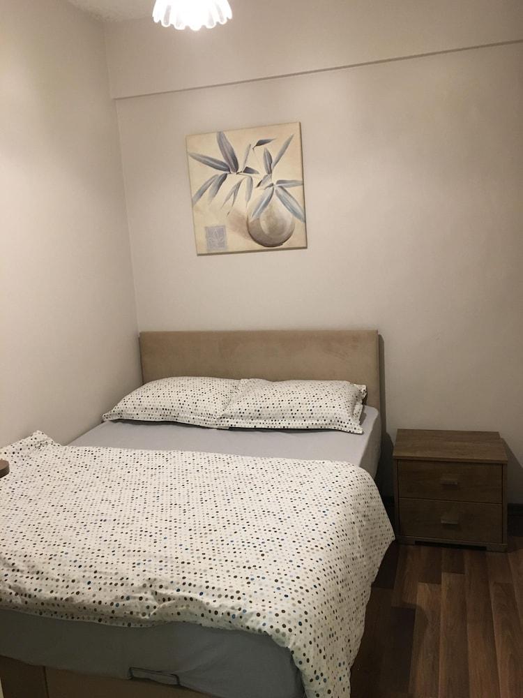 Celik Apartments - Room