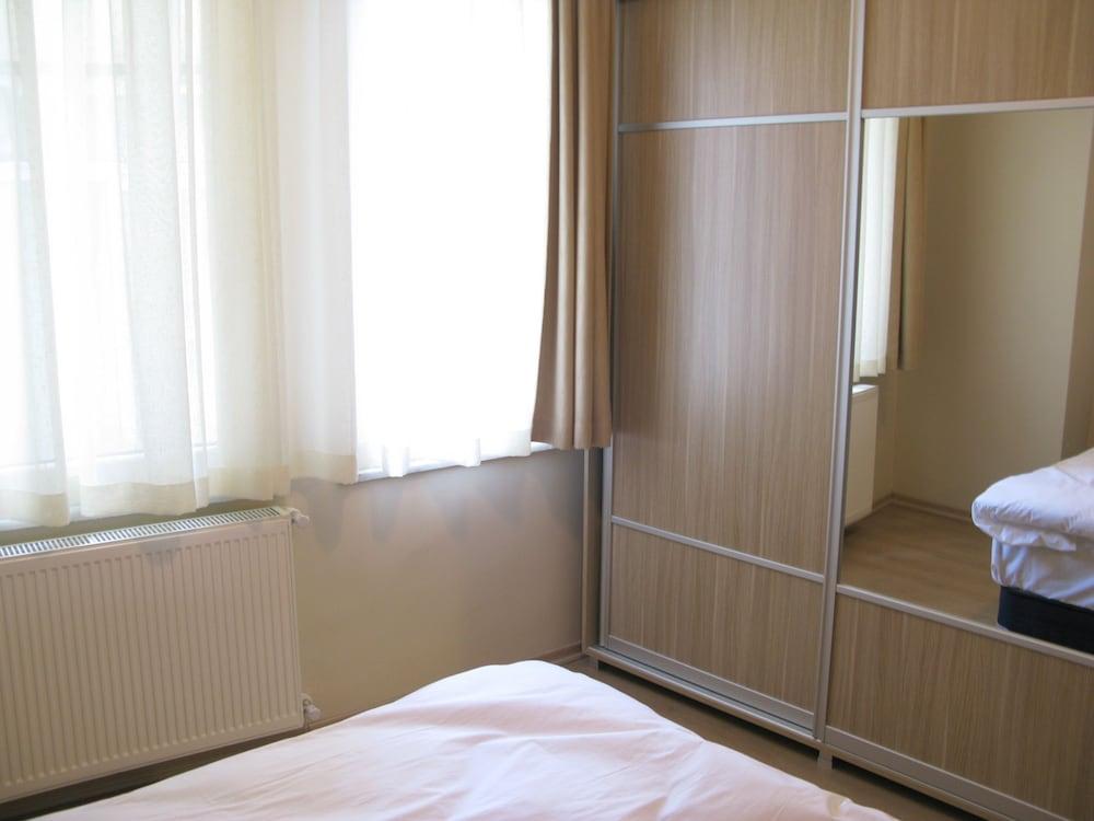 Garan Apartments - Room