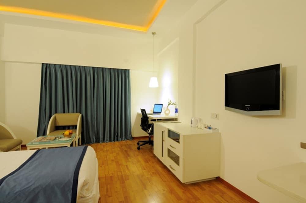 The Central Court Hotel - Room
