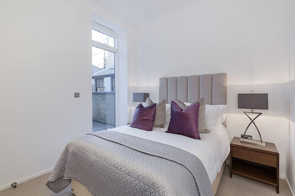 Oxford Circus Penthouses - Room