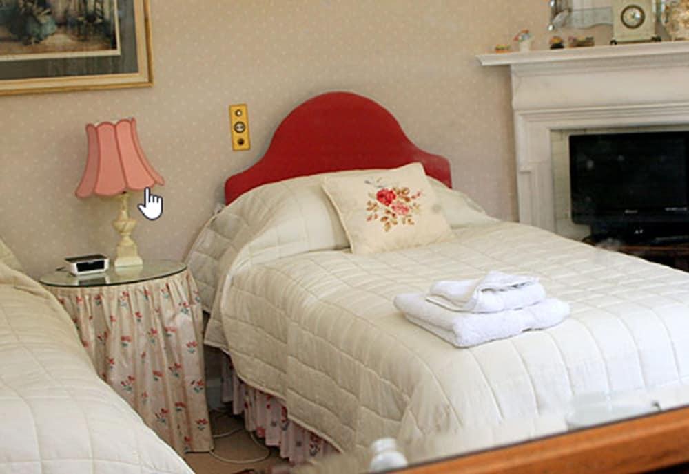 Kirklands Bed & Breakfast - Room
