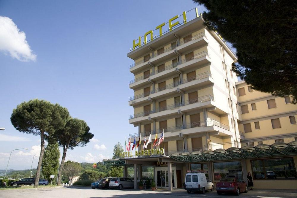 Hotel Barberino - Featured Image