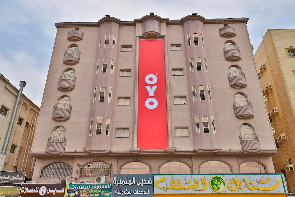 OYO 246 Hotel Hadeel Al Motamayezah - Featured Image