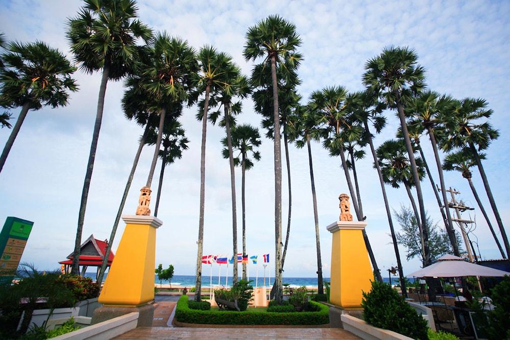 Woraburi Phuket Resort & Spa - Property Grounds