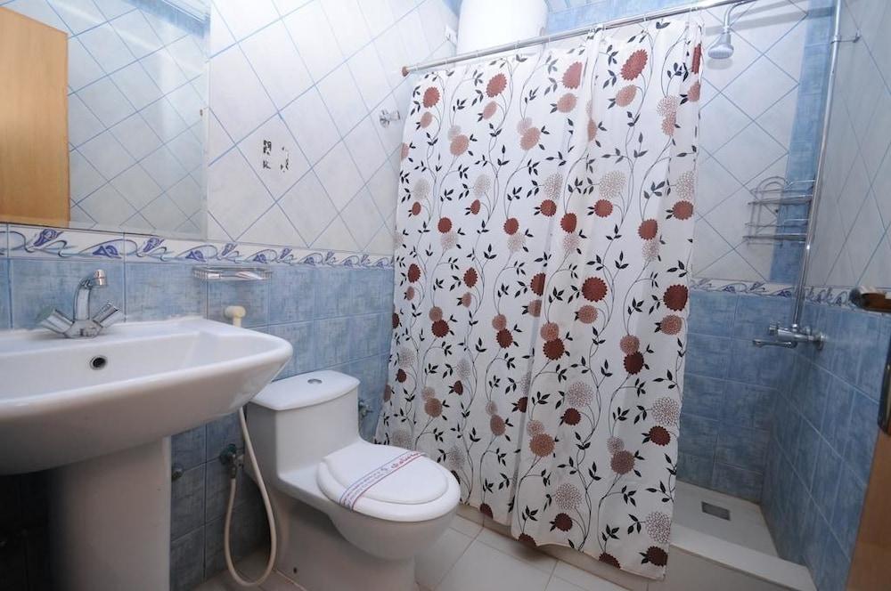 نجمة منامي للوحدات السكنية المفروشة - Bathroom