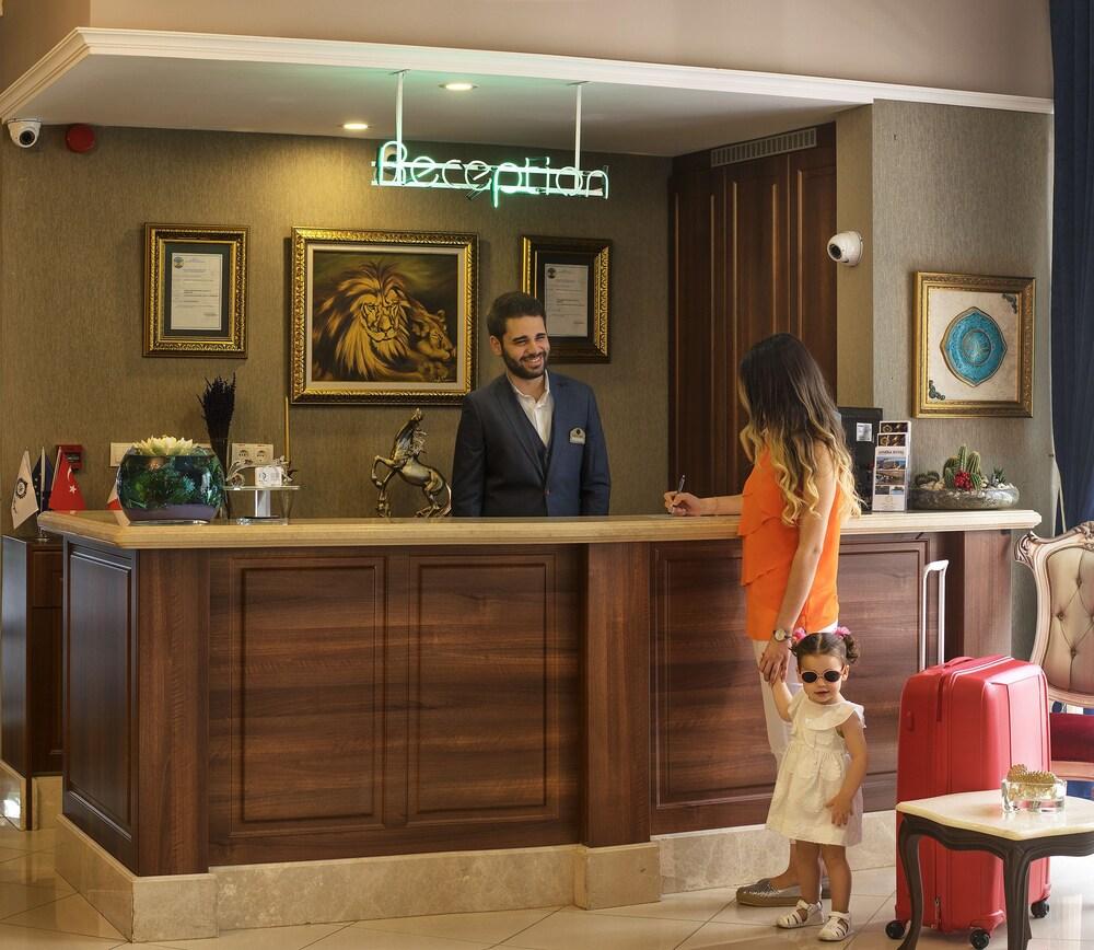 Asmira Royal Hotel - Reception