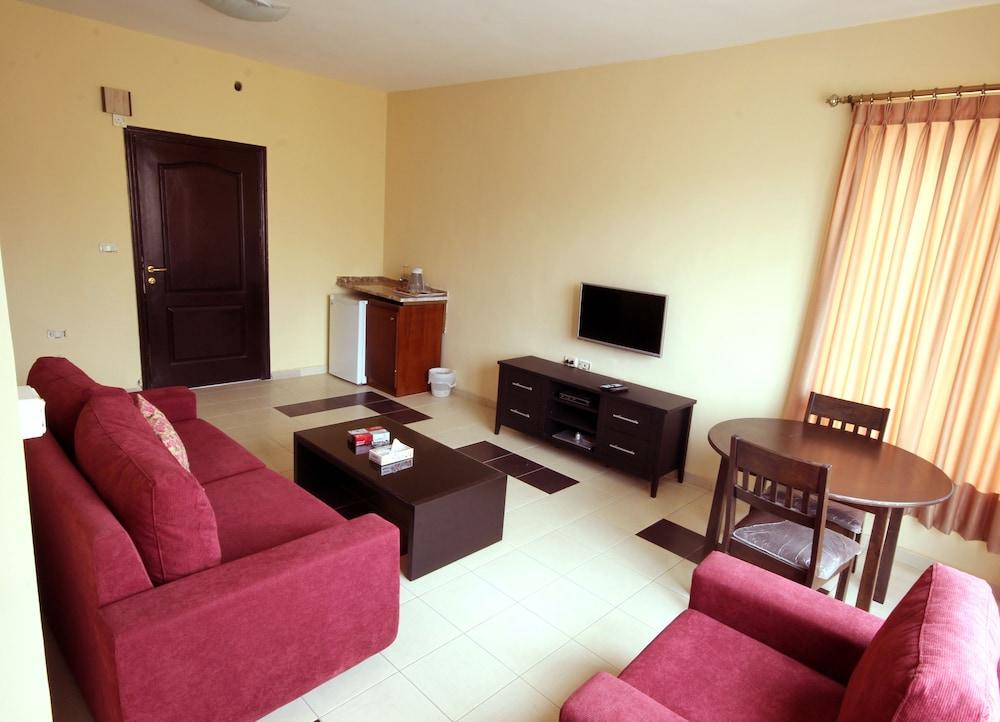 AL Wahi Furnished Suites - Room