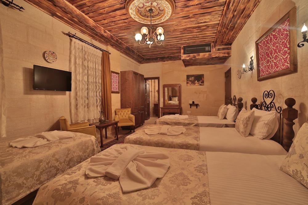 Caravanserai Inn Hotel - Room