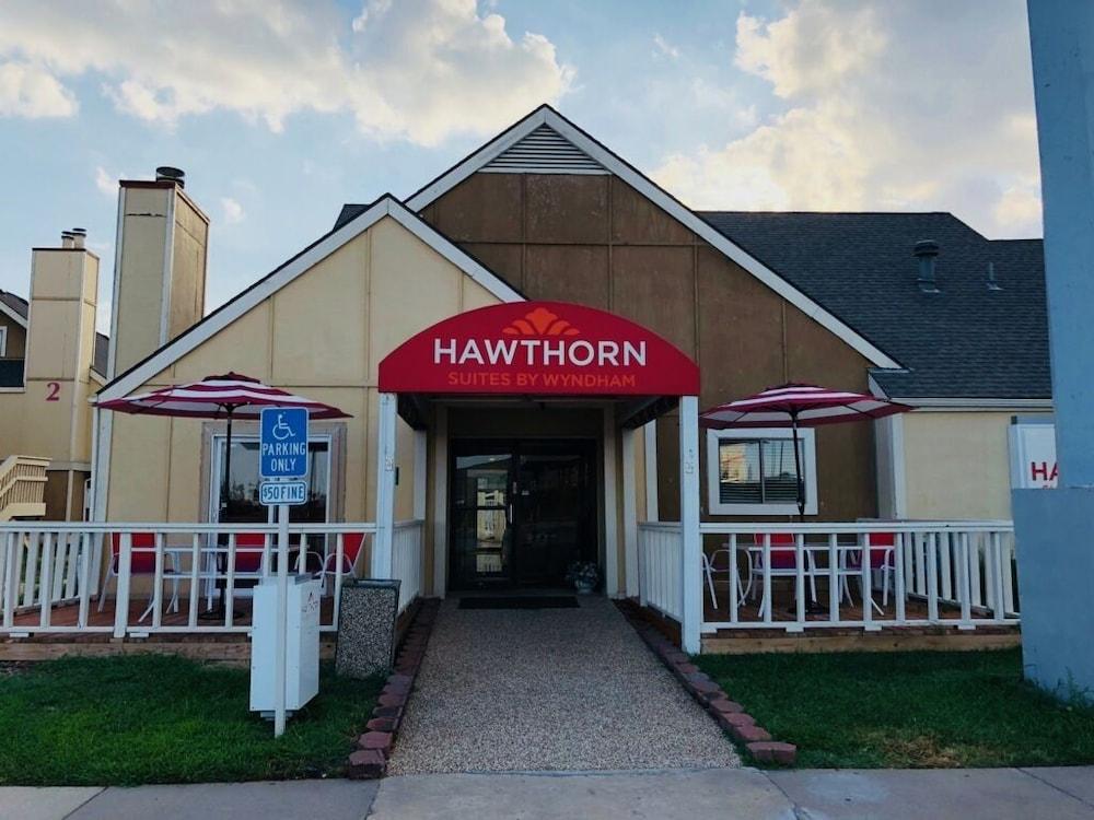 Hawthorn Suites by Wyndham Wichita East - Other