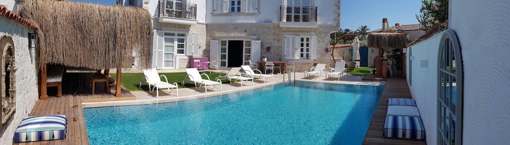 LilaVerde Alacati - Adults Only - Outdoor Pool