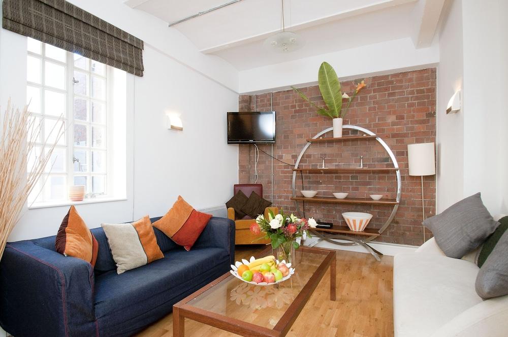 Cleyro Serviced Apartments-City Centre - Featured Image