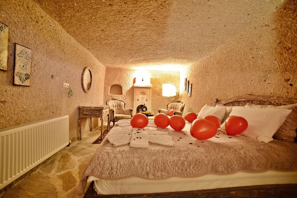 Valley Inn Cave Hotel - Room