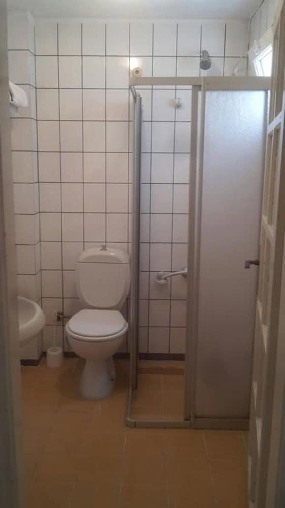Lale Apart - Bathroom