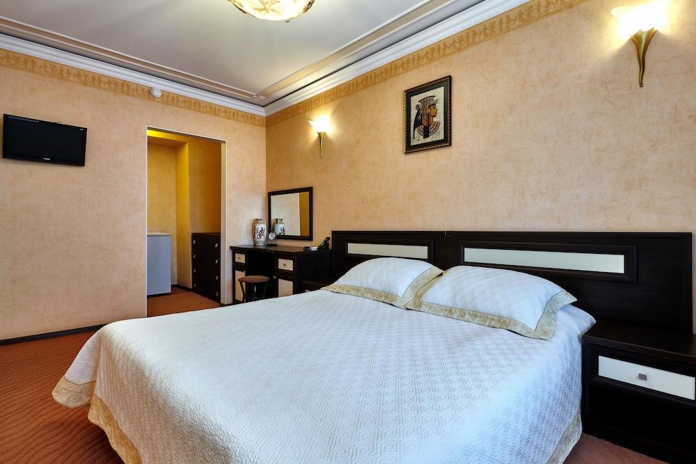 Hotel complex Ekaterininsky - Room