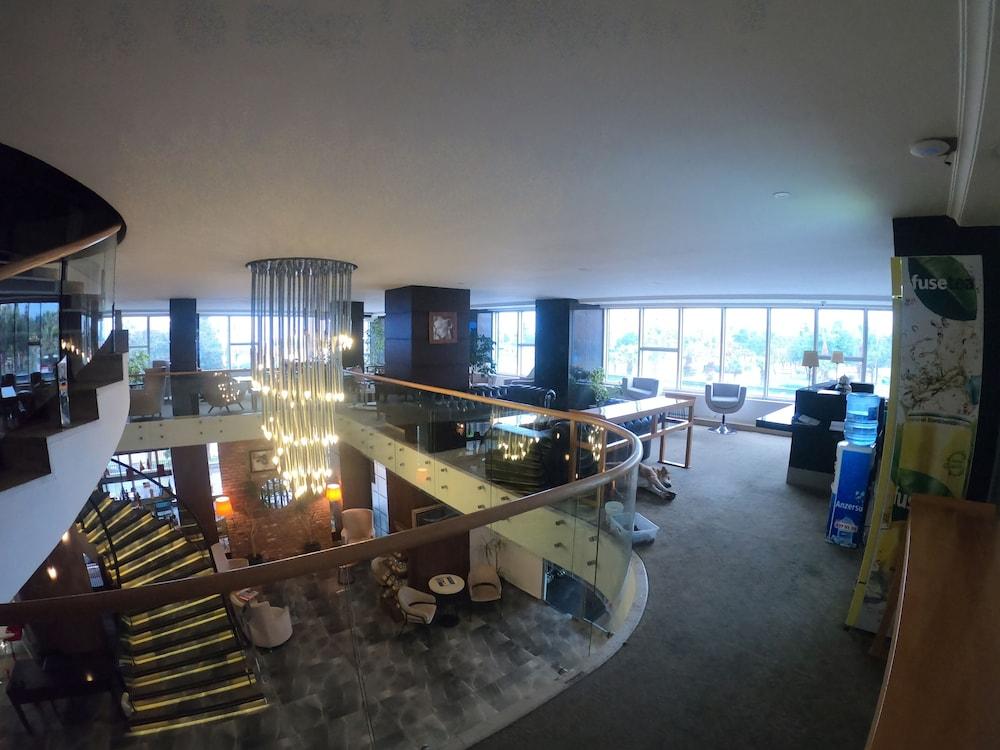 Simisso Hotel - Lobby Lounge