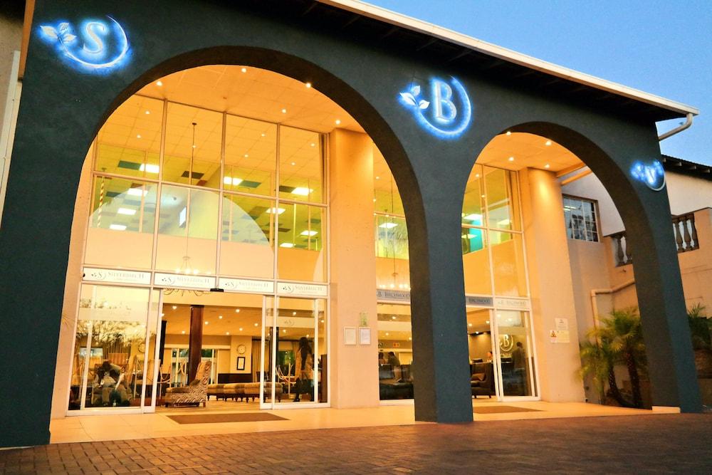 Birchwood Hotel and OR Tambo Conference Centre - Exterior